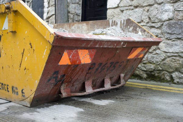 Builders Skip Hire in Kent